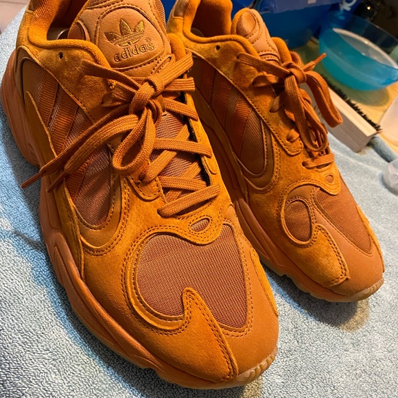 yung 1 ochre